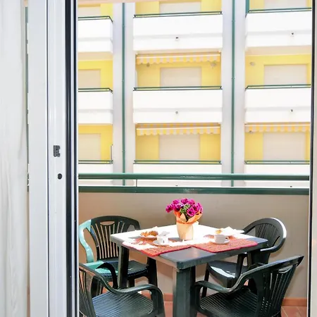 Cristoforo Colombo Apartman *